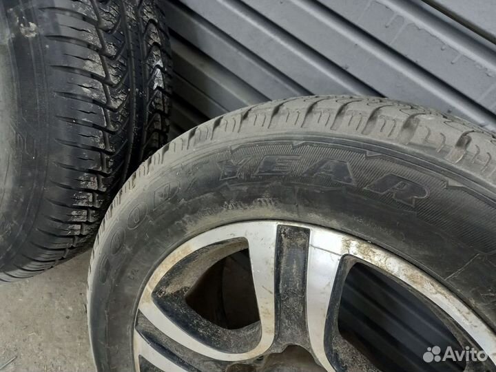 Goodyear Marathon LHD II 215/65 R16 101T