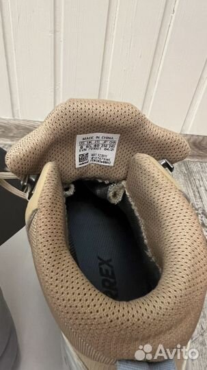 Кроссовки adidas terrex r3