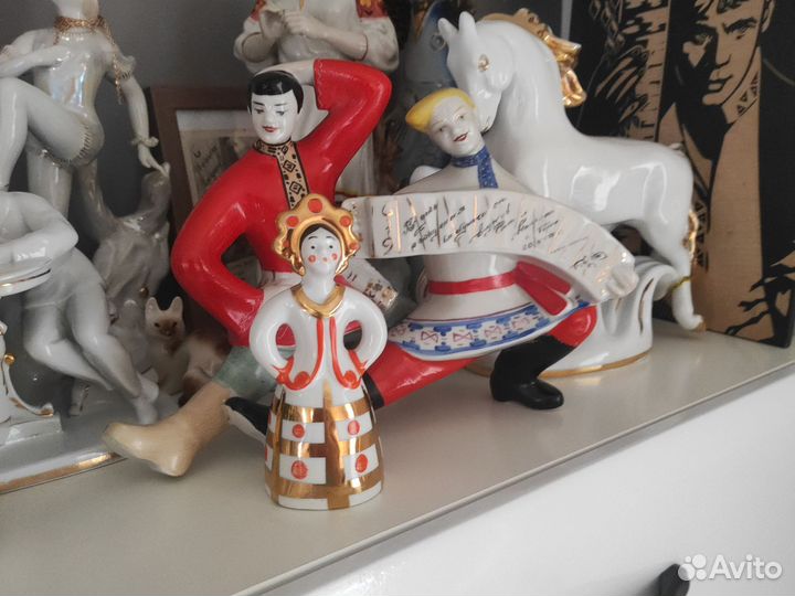 Фарфоровые статуэтки СССР дулево Матрёшка -невеста