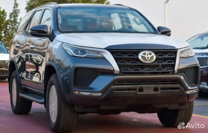 Toyota Fortuner 2.7 AT, 2022, 1 км
