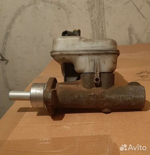 Главный тормозной цилиндр