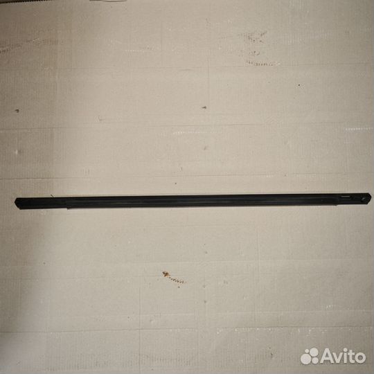 Уплотнитель стекла наружный Hyundai Тuсsоn 1(JM)