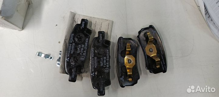 Колодки тормозные задние Mitsubishi Lancer IX, X 0