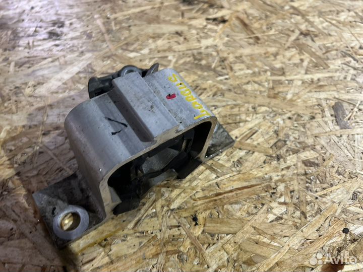 Опора двс LADA largus x-ray