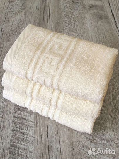 Полотенца новые