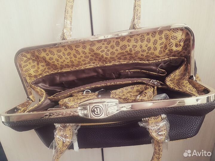 Продам новую сумку-саквояж