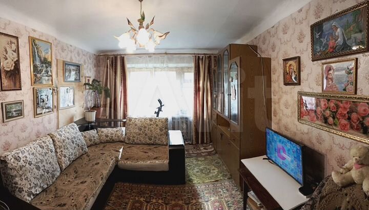 3-к. квартира, 55 м², 1/3 эт.