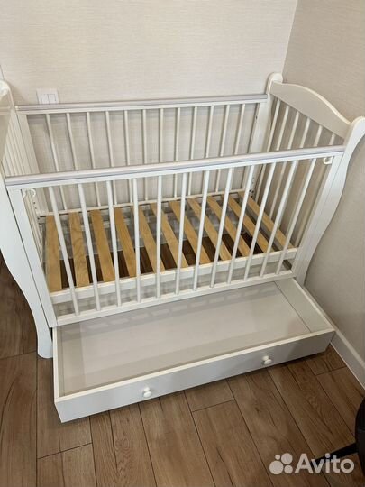 Кровать детская белая С 747 Красная звезда