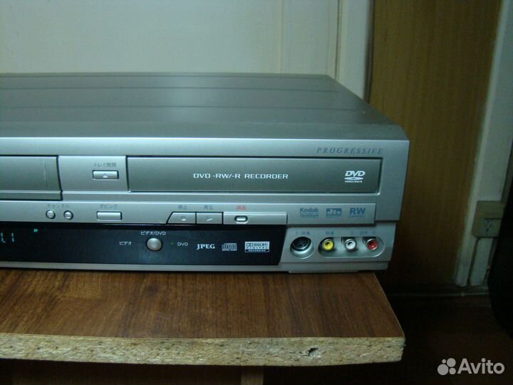 Видео DVD рекордер DX broadtec DVR-120V(100 вольт)
