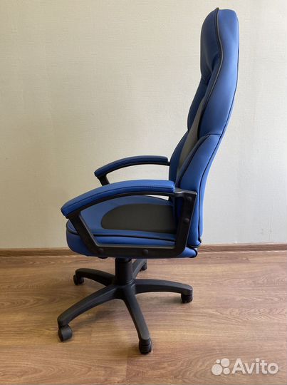 Офисное кресло от производителя