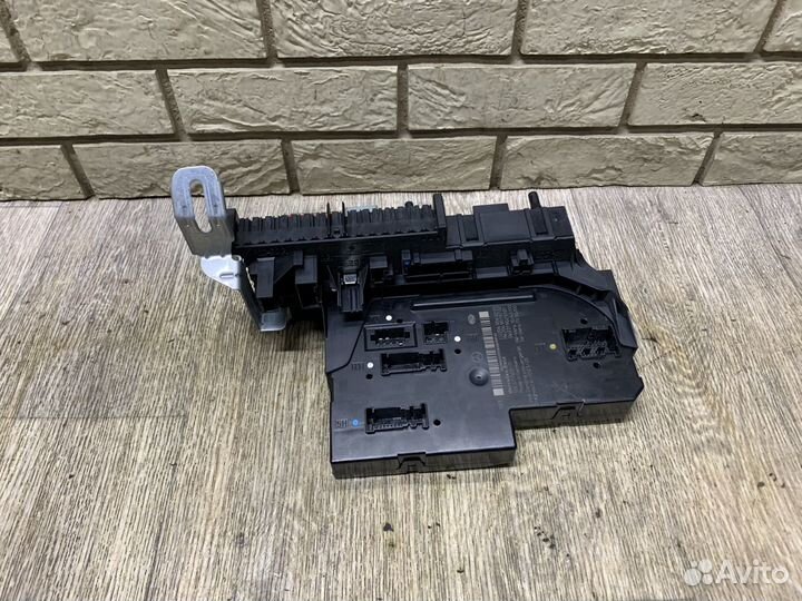 Mercedes Benz C Class W204 Блок предохранителей