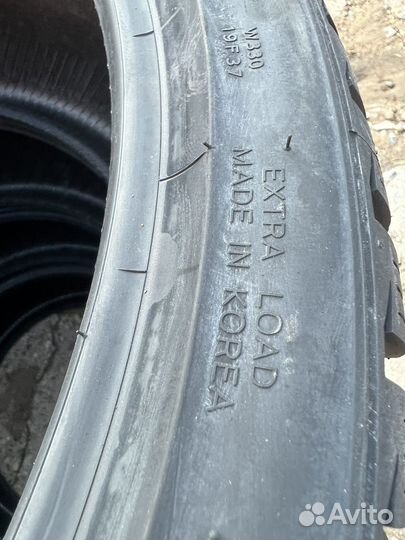 Hankook Winter I'Cept Evo 3 W330 255/35 R21 и 285/30 R21