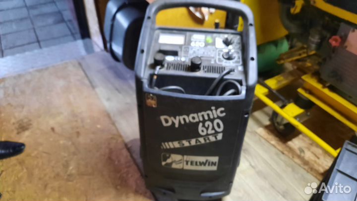 Пускозарядное устройство Telwin Dynamic 620 12/24в