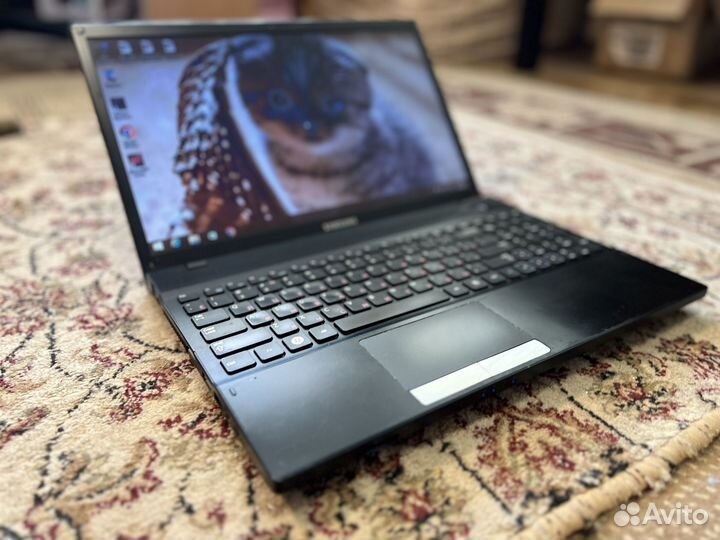 Мощный Ноутбук Samsung core i3/6гб/GT 520MX