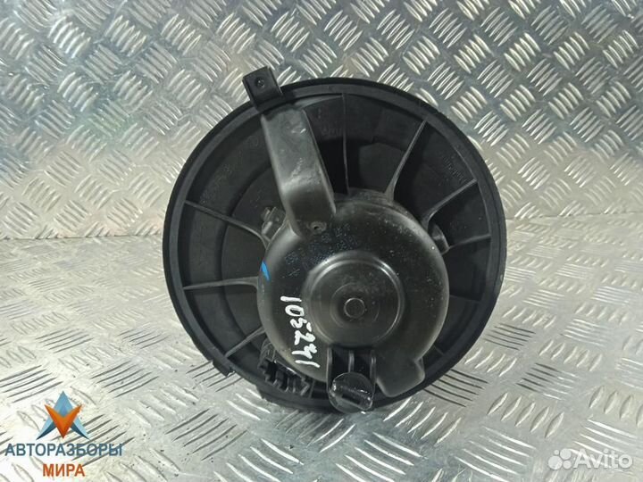 Моторчик печки Volkswagen Touran рест. 2007