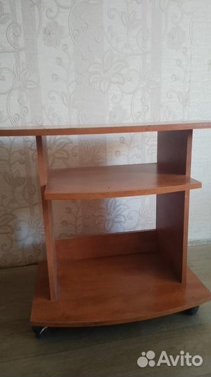 Тумбочка под телевизор