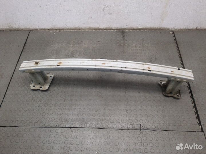 Усилитель бампера Renault Trafic, 2016