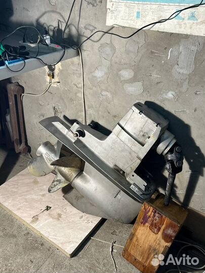 Поворотная колонка MerCruiser Bravo 3