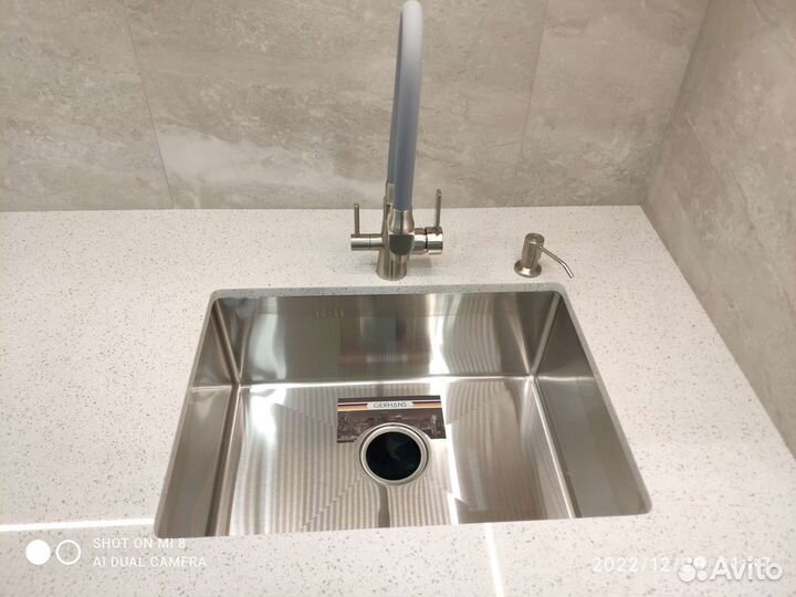 Столешница из кварца изготовление