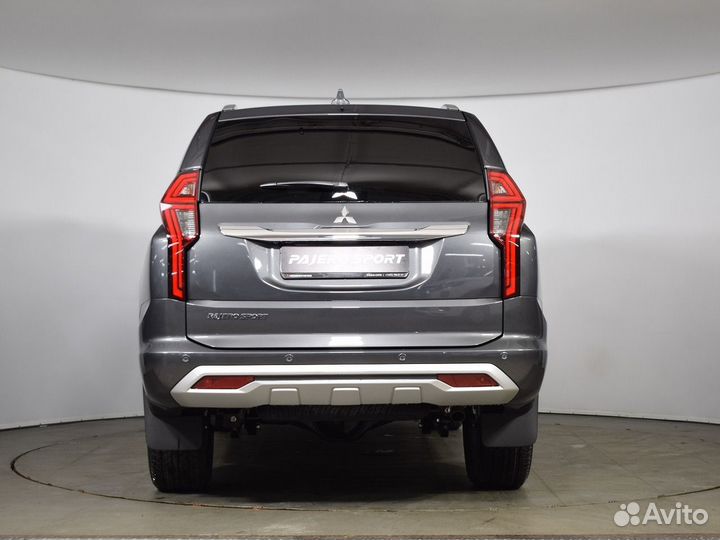 Mitsubishi Pajero Sport 2.4 AT, 2022