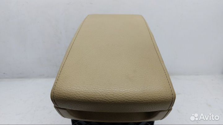 Подлокотник Volkswagen Passat B6 2.0 2008