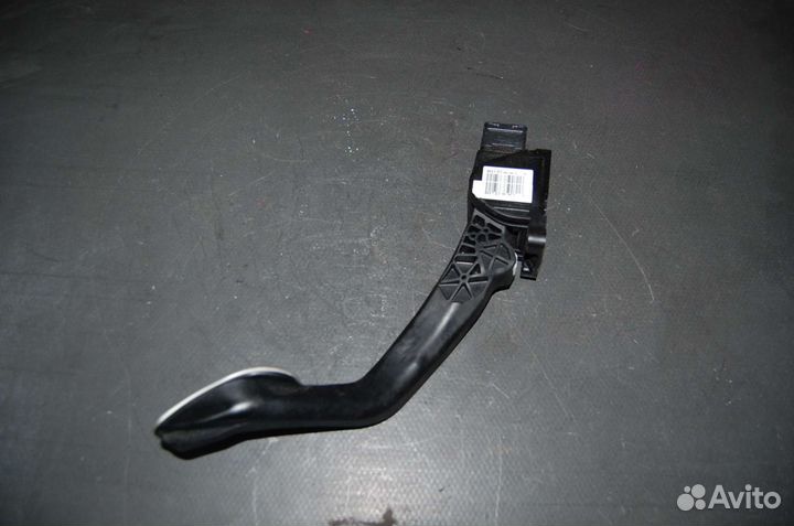 Педаль газа