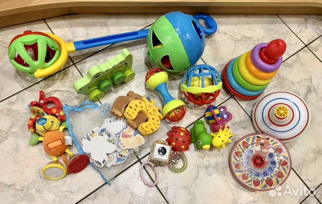 Развивающие игрушки пакетом