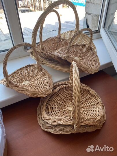 Корзина плетеная