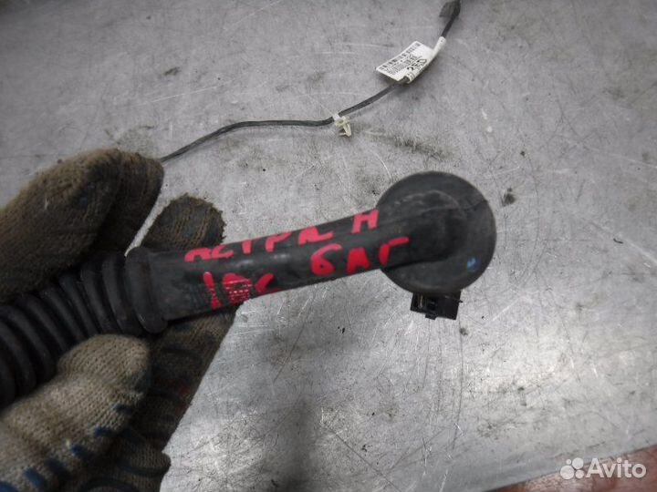 Проводка двери багажника Opel Astra H Z18XER 2008