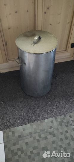 Бак большой нержавейка с крышкой