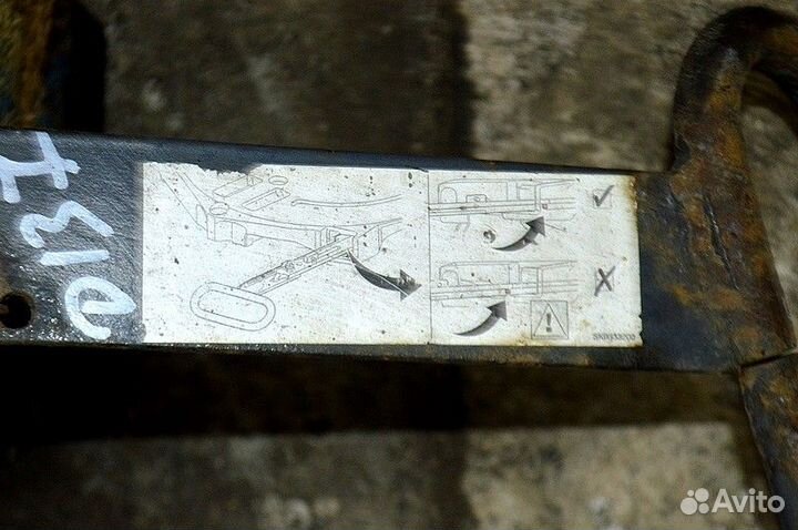 Сцепное устройсто (седло) DAF XF105 (01.05)