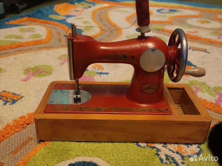 Швейная машинка СССР детская игрушка