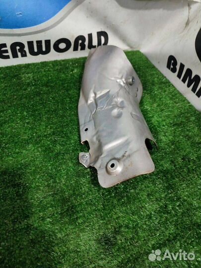 Тепловой экран глушителя BMW 7 F01/F02 F02 2009