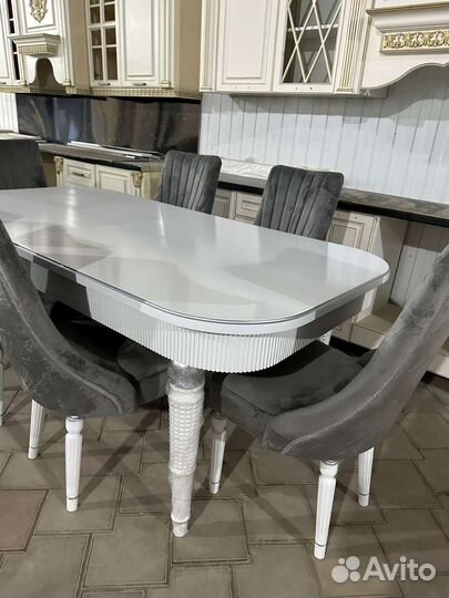 Стулья/стол и стулья