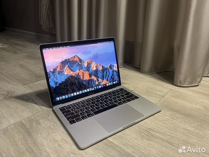 Apple macbook pro 13