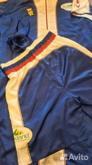 Уникальный комплект боксёрской одежды