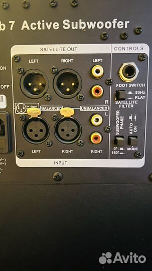 Активный сабвуфер Adam sub 7