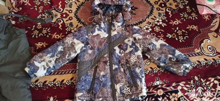 Детские вещи на весну костюм. Куртка и штаны