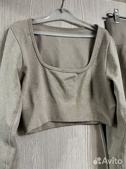 Спортивный костюм женский