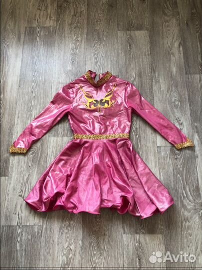 Платье праздничное на девочку до 8 лет