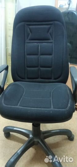 Офисное кресло руководителя