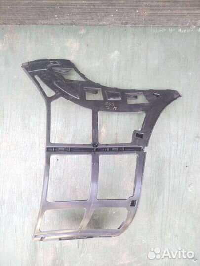 VW Eos кронштейн заднего бампера правый