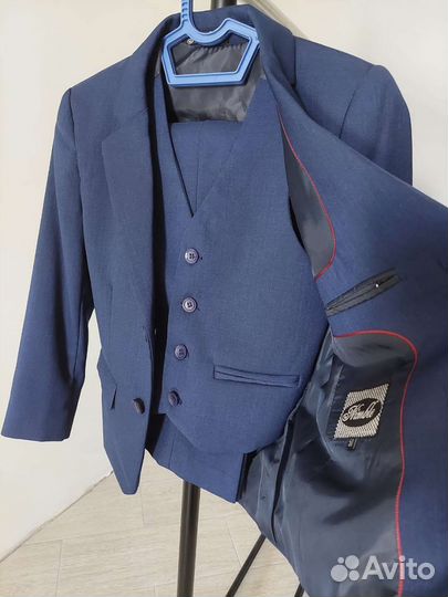 Костюм для мальчика тройка