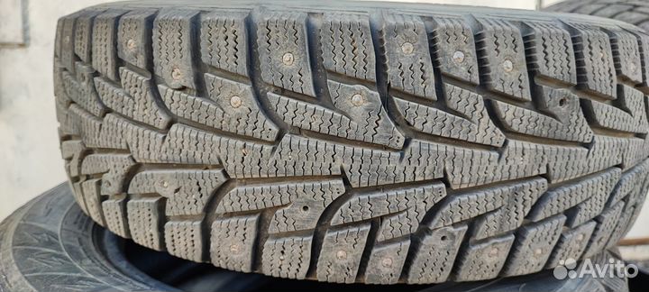 Hankook Winter I'Pike 165/65 R14 86