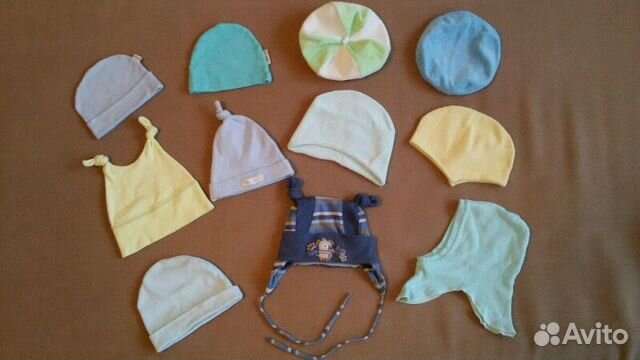 Много шапочек для детей на разный возраст