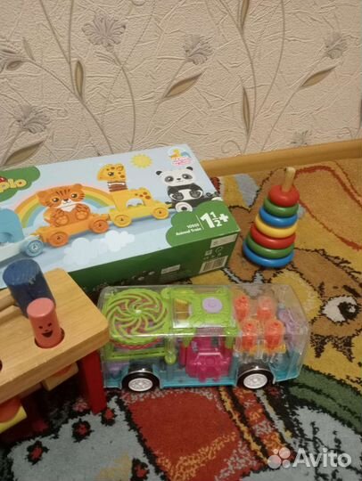 Развивающие игрушки