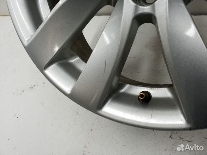 Диск колеса литой Kia Cerato 3 R16