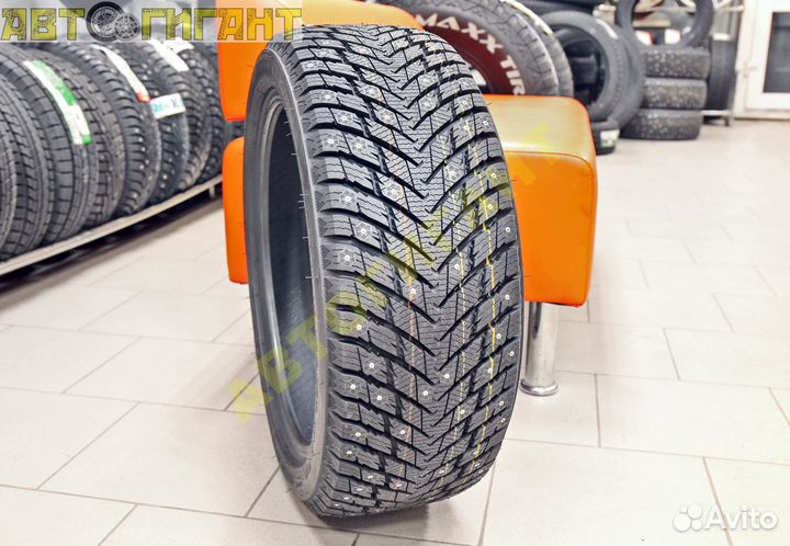 Roadmarch Winter X PRO Studs 68 195/55 R16