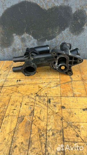 Корпус термостата Volkswagen Golf 6