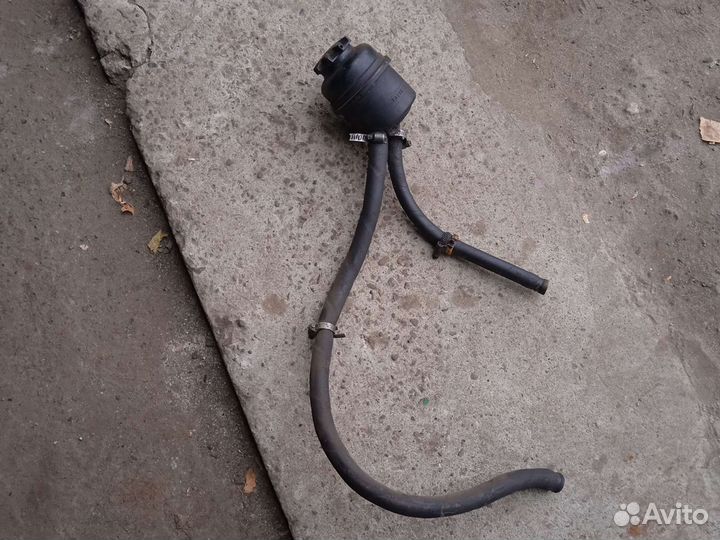 Бачок гура ваз 2110